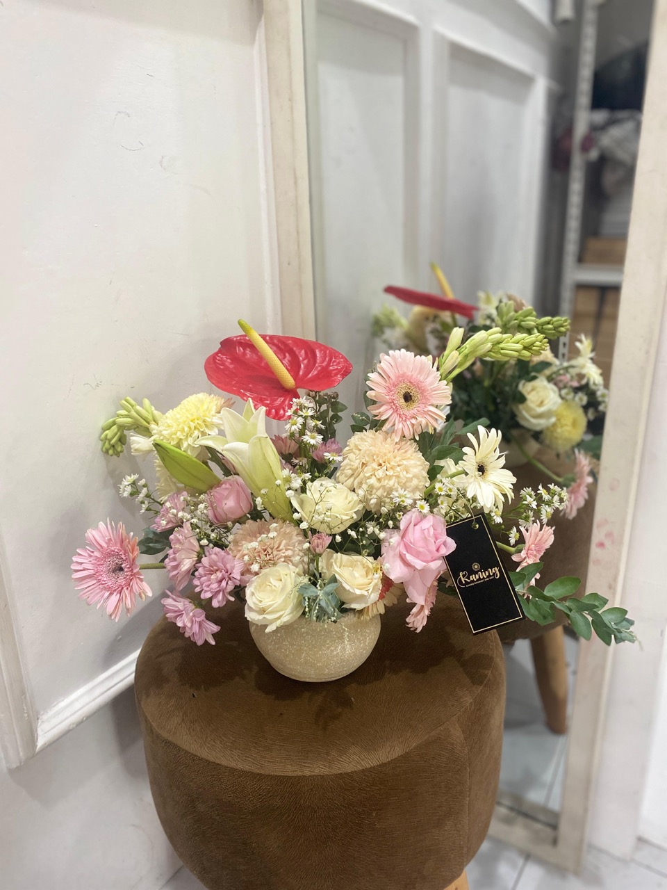 Vas Bunga Fresh Flower VAS-UPKVR