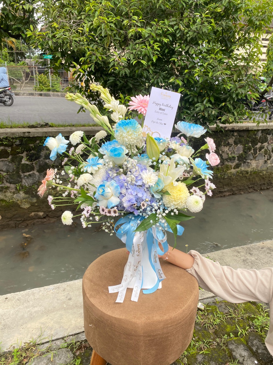 Vas Bunga Fresh Flower VAS-HO37C