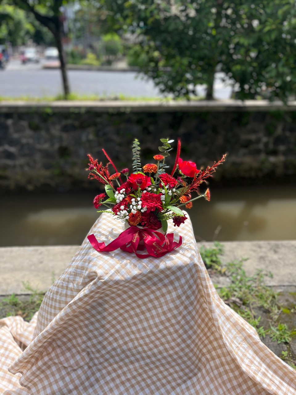 Vas Bunga Fresh Flower VAS-WGBHV